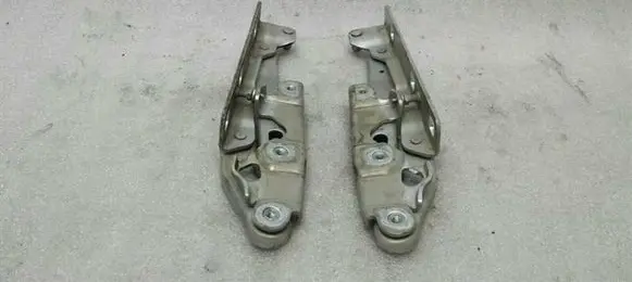 Mercedes-Benz SLK R171 Engine bonnet/hood hinges A1718800128
