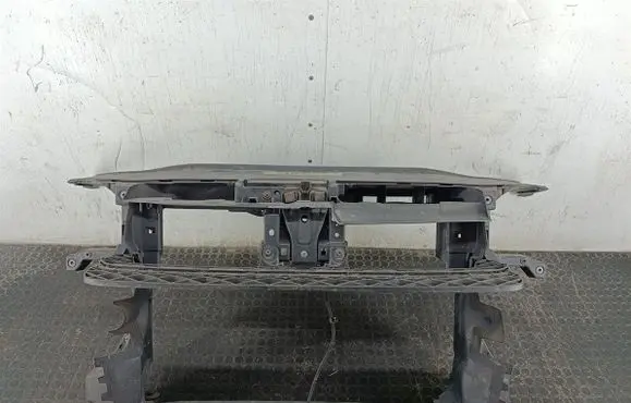 Volkswagen PASSAT B7 Radiator support slam panel