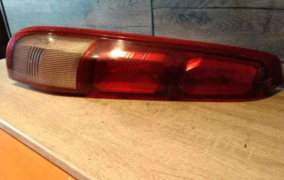 Nissan X-Trail T30 Rear/tail lights