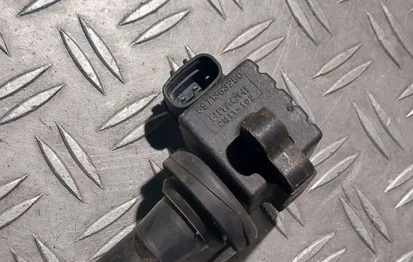 Opel Frontera B High voltage ignition coil 8971363250 CM11102