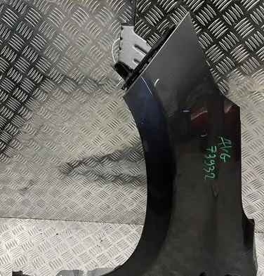 Peugeot 2008 I Fender 