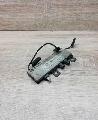 BMW 5 E34 Aerial antenna amplifier 1384421