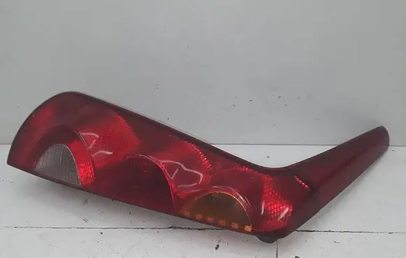 Nissan Note (E11) Rear/tail lights