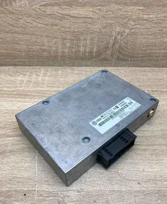 Audi A4 S4 B7 8E 8H Bluetooth control unit module 8P0862335H