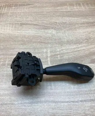 BMW 3 E46 Indicator stalk 8363668
