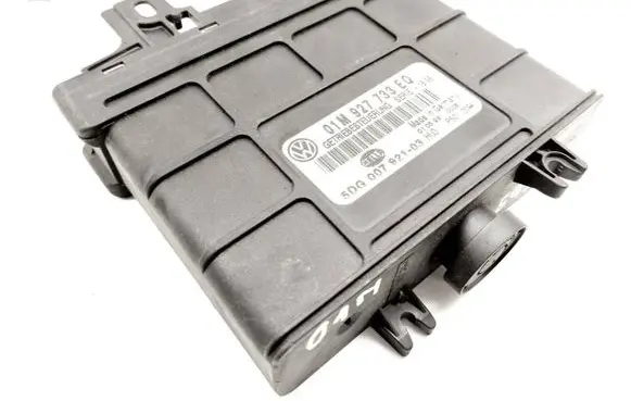 Audi A6 S6 C6 4F Gearbox control unit/module 01M927733EQ 5DG00792103