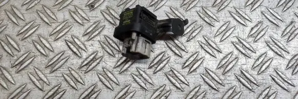 Lexus IS 220D-250-350 Glow plug pre-heat relay 2861067010 1567000671