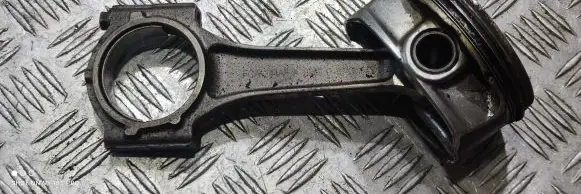 Dodge Challenger Piston 244AF