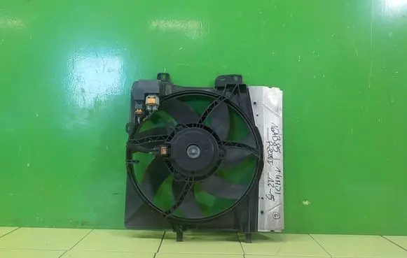 Peugeot 208 I Fan set 9682902080