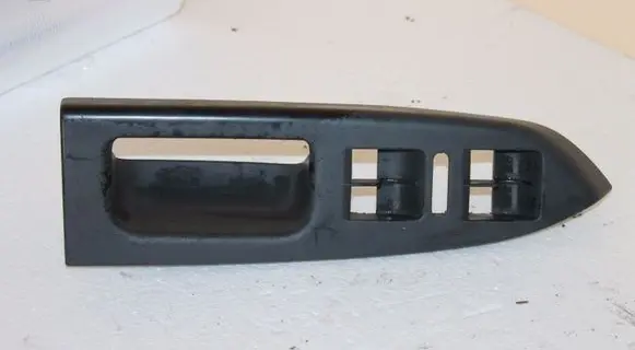 Volkswagen Touran I Front door window switch trim 1T2867372C