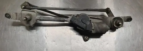 Opel Insignia A Front wiper linkage and motor 13227392