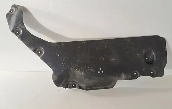 BMW 4 G22 G23 G24 G26 Center/middle under tray cover 7453188