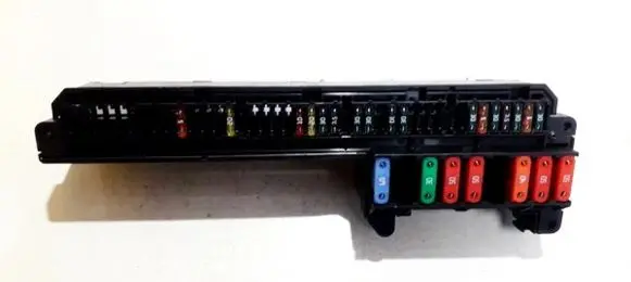 BMW 5 E60 E61 Fuse box set 6114695733001 25613290