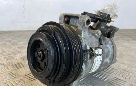 Mercedes-Benz C W205 Air conditioning (A/C) compressor (pump) A0008304500 03049806063