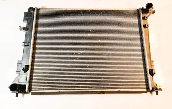 Hyundai Tucson TL Coolant radiator 25310D7000