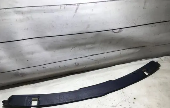 Mercedes-Benz SL R129 Windshield trim