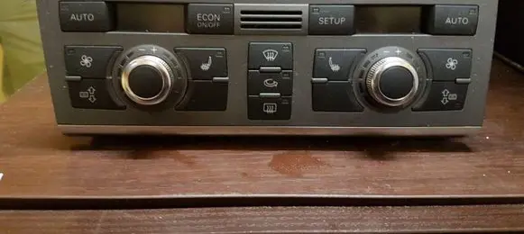 Audi A6 S6 C6 4F Climate control unit 4F1820043J