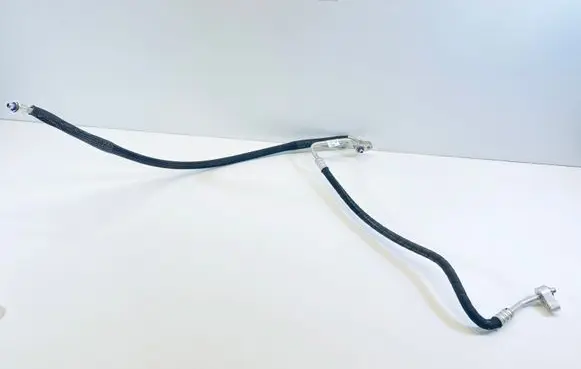 Air conditioning (A/C) pipe/hose