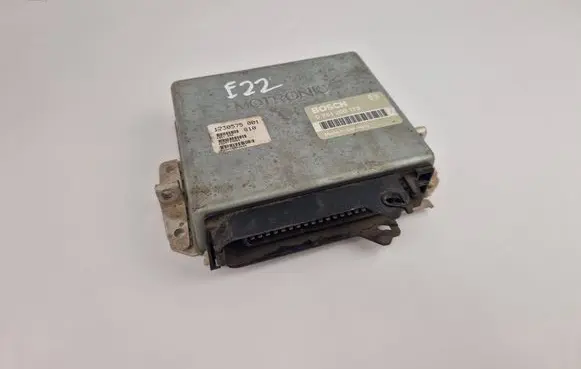 BMW 5 E34 Engine control unit/module 1730575 0261200173