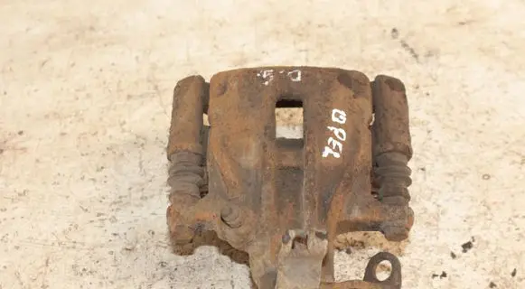 Opel Vivaro Rear brake caliper