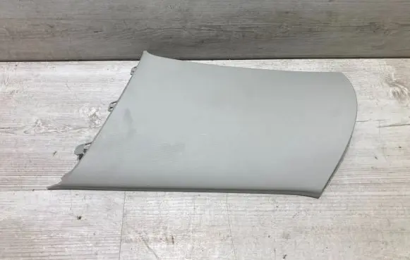 Skoda Octavia Mk3 (5E) (D)pillar trim (top) 5E9867246