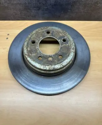 BMW 5 E60 E61 Rear brake disc