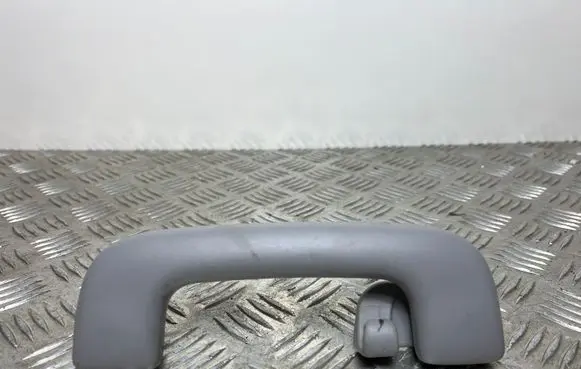 Hyundai Kona I Rear interior roof grab handle