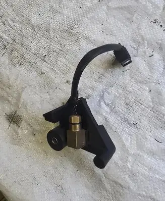 Volkswagen Touareg I Vacuum valve 7L0616751A