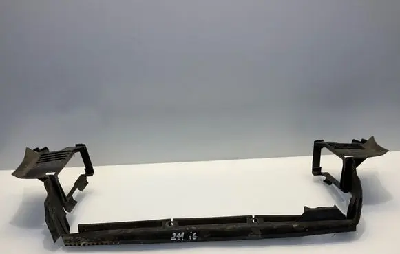 Mercedes-Benz E W211 Intercooler air guide/duct channel A2115050630 BBP133201 2115050630