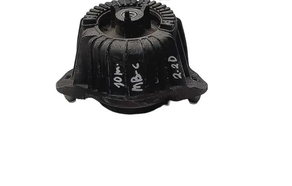 Engine mount bracket