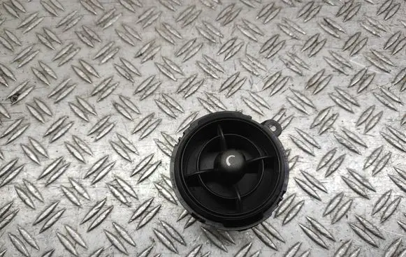Mini Cooper Countryman R60 Dashboard side air vent grill/cover trim 121090210