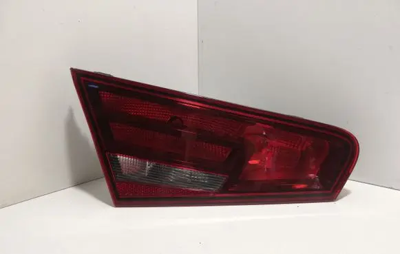 Audi A3 S3 8V Tailgate rear/tail lights 8V3945093 81050102