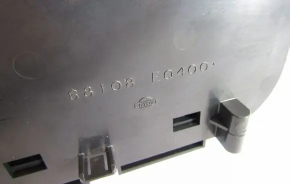 Nissan X-Trail T30 Car ashtray 68108EQ400
