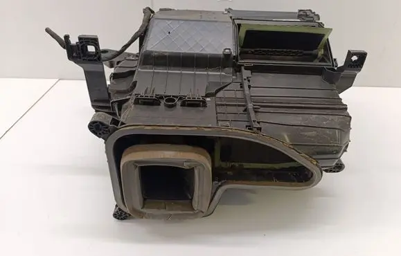 Volkswagen ID.3 Air filter box 1EA820153L