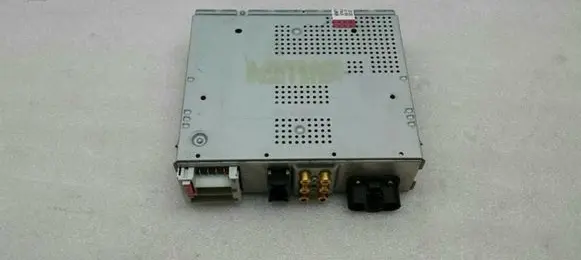 Mercedes-Benz SL R230 Radio/CD/DVD/GPS head unit A2208200897