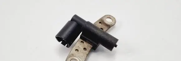 Renault Scenic I Crankshaft position sensor 8200468645 5119975001B