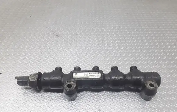Ford Fiesta Fuel main line pipe 9654592680
