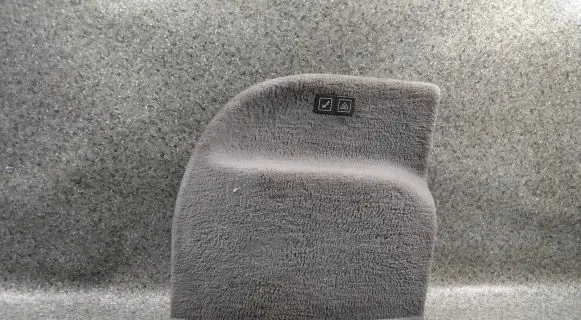 BMW 3 E46 Trunk/boot lower side trim panel 