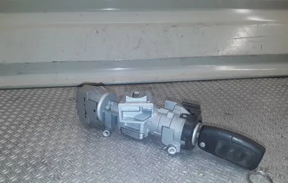 Ford Mondeo MK IV Ignition lock 3M513F880AD