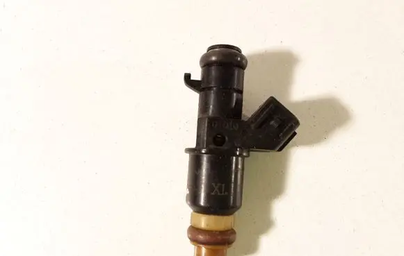 Honda Civic Fuel injector