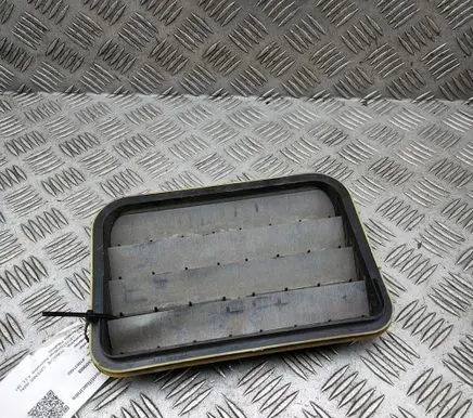 Porsche Cayenne (92A) Quarter panel pressure vent 7PP819181A