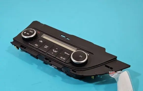 Toyota Auris E180 Climate control/heater control trim 55900-02380 IMPRK1357877