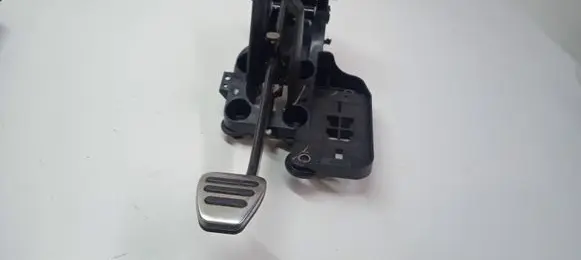 Ford Mustang VI Brake pedal GR3C9F856BB