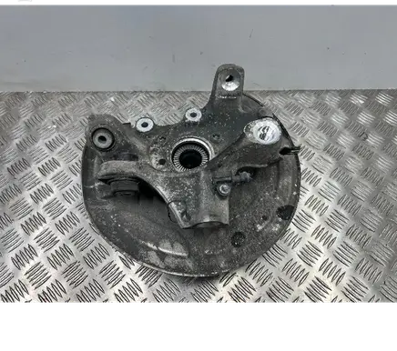 BMW M5 F90 Rear wheel hub 7857068
