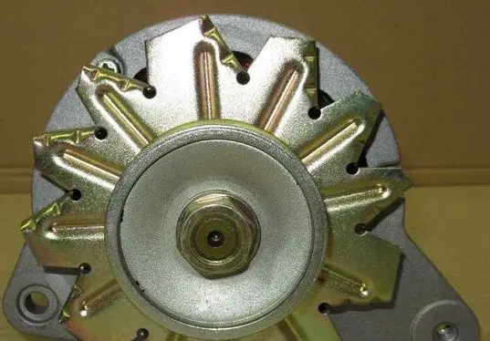 Mitsubishi Colt VII Generator/alternator 226101452I