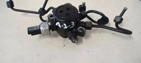 Ford C-MAX I Fuel distributor 4M5Q9D280DB