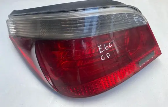 BMW 5 E60 E61 Rear/tail lights 6910767