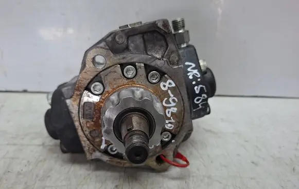 Opel Zafira B Fuel injection high pressure pump S27610584 8981030281