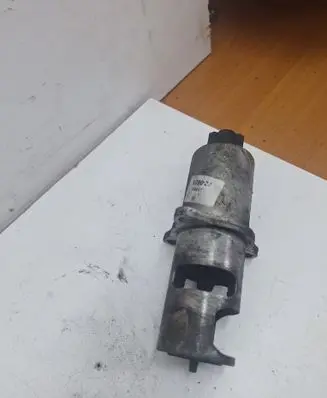Opel Vivaro EGR valve 722818570