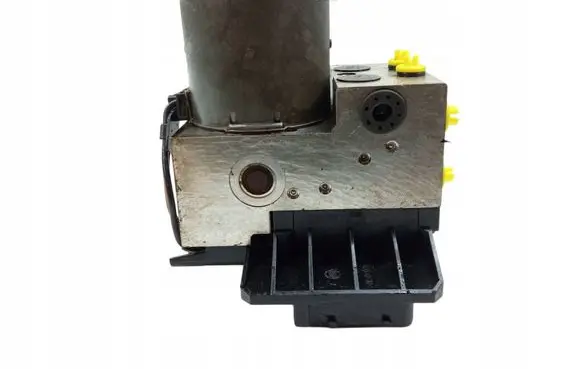 Audi A6 S6 C5 4B ABS Pump 8E0614111T